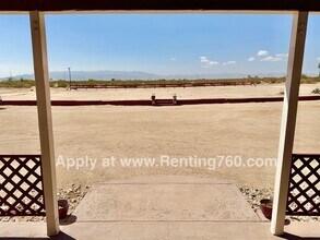 69696 Old Chisholm Trail in Twentynine Palms, CA - Building Photo - Building Photo