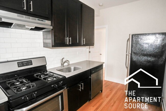 5115 N Winchester Ave, Unit 1 in Chicago, IL - Foto de edificio - Building Photo