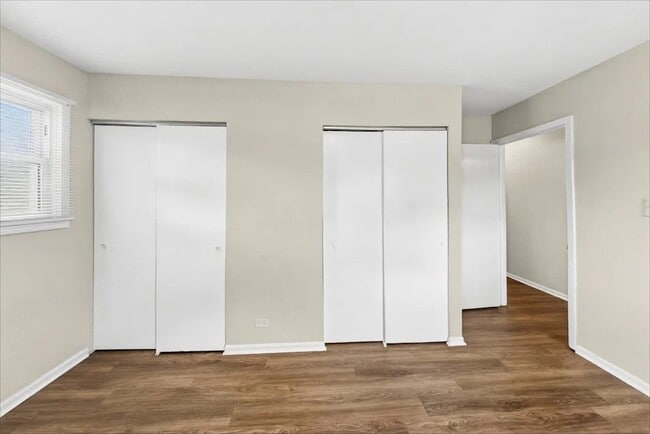 property at 8305 Londonderry Ln