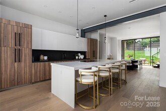 4026 Chevington Rd in Charlotte, NC - Building Photo - Building Photo