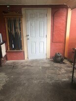 15737 NW 40th Ct, Unit 1 in Opa Locka, FL - Building Photo