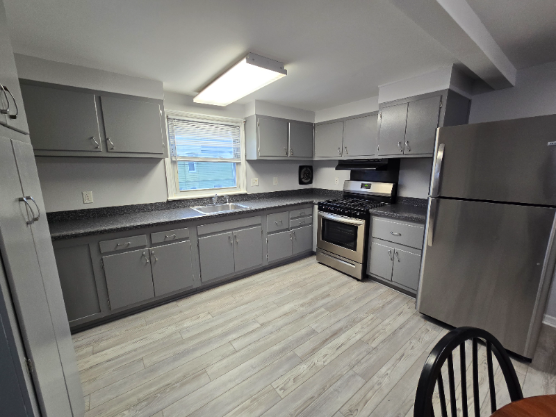 935 York St in East Rutherford, NJ - Building Photo