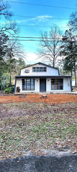 250 Wood Haven in Livingston, TX - Building Photo