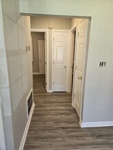 113 E Kelly Ave in Hampton, VA - Building Photo - Building Photo