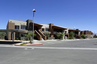 Coral Mountain Apartments in La Quinta, CA - Building Photo - Building Photo