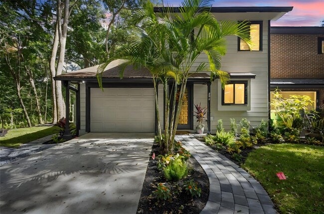 property at 805 N Clake Ave