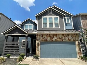 10418 Quiet Courtyard Rd in Houston, TX - Building Photo - Building Photo