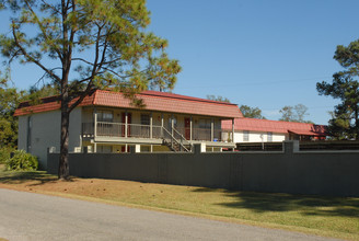 3650 Fish Hook Ln in Bridge City, TX - Building Photo - Building Photo