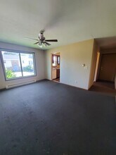 6012 Boxwood Dr in Rockford, IL - Building Photo - Building Photo