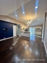 3001 75th St in Woodridge, IL - Building Photo - Building Photo