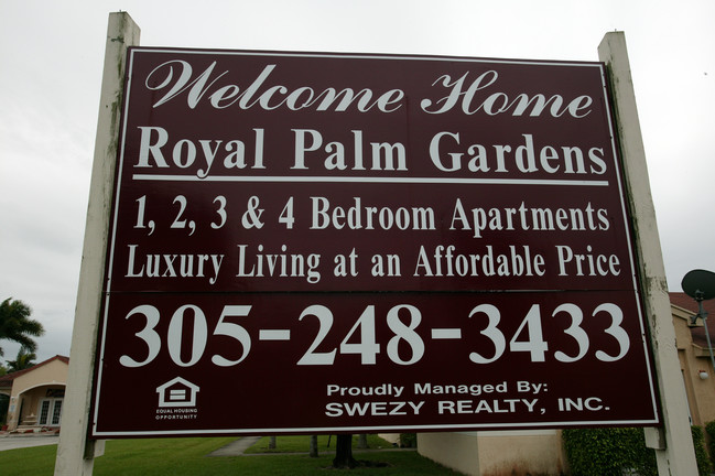 Royal Palm Gardens in Homestead, FL - Building Photo - Building Photo