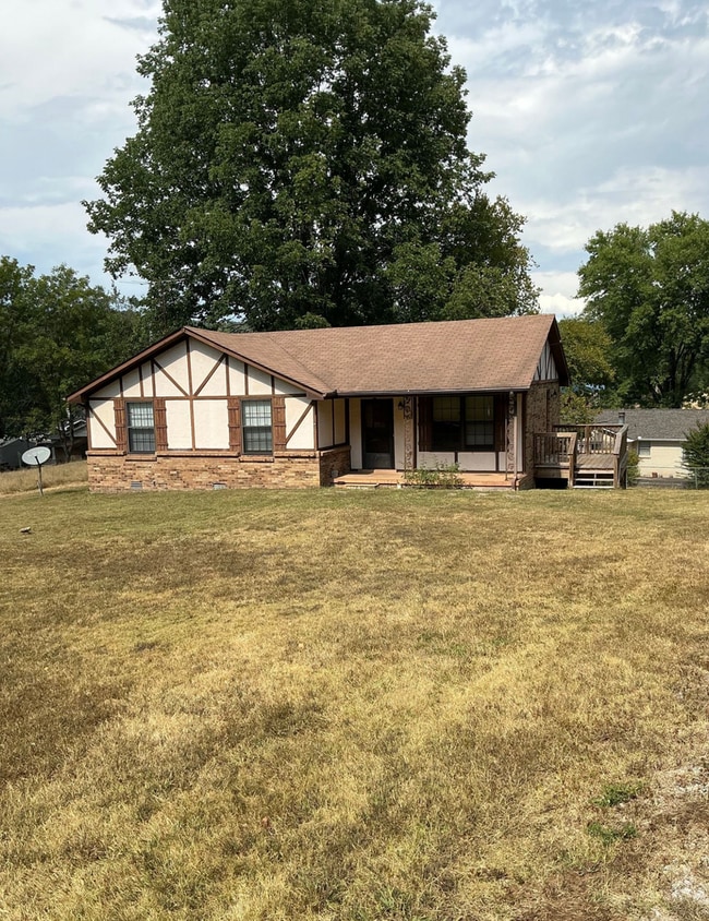 property at 1105 Allenwood Rd
