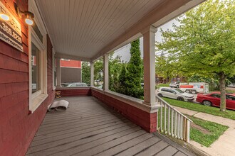808 E Ann St in Ann Arbor, MI - Building Photo - Building Photo