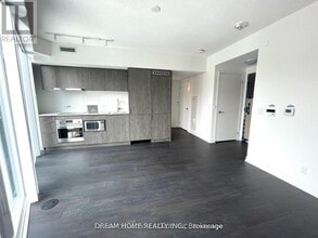 60 Shuter St in Toronto, ON - Building Photo - Building Photo