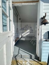 1952 Middletown Ave in North Branford, CT - Building Photo - Building Photo