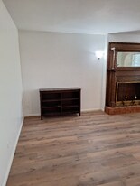 8900 N 13th St in Phoenix, AZ - Building Photo