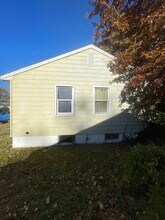 9145 Loganberry Ln in St. Louis, MO - Building Photo - Building Photo