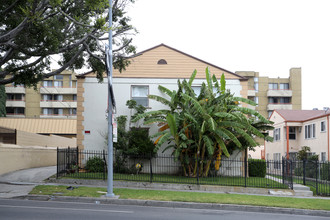 4137 Melrose Ave in Los Angeles, CA - Building Photo - Building Photo