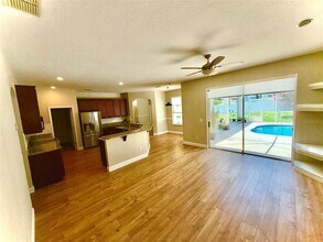 3745 Pompano Ct in Gotha, FL - Building Photo - Building Photo