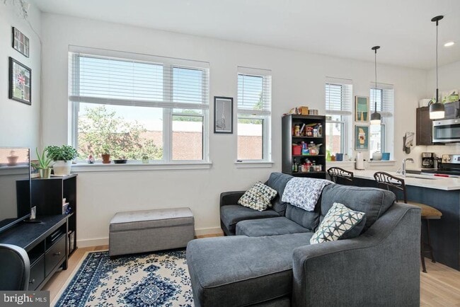 507 S 8th St in Philadelphia, PA - Building Photo - Building Photo