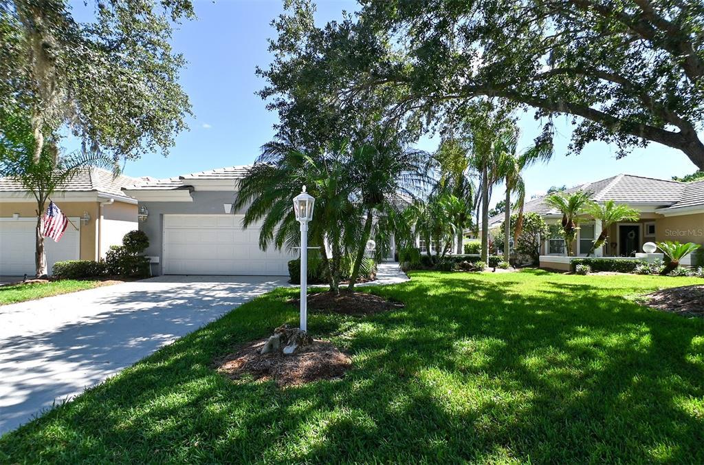 7131 Kensington Ct in Bradenton, FL - Building Photo