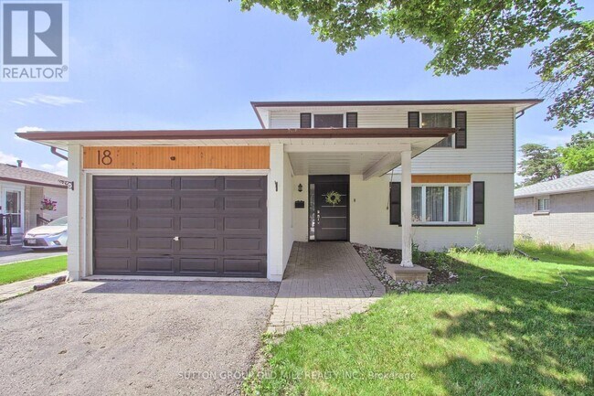 18 Barkwood Ct in Brampton, ON - Building Photo - Building Photo