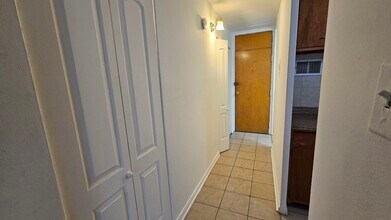 5906 N Sheridan Rd in Chicago, IL - Building Photo - Building Photo