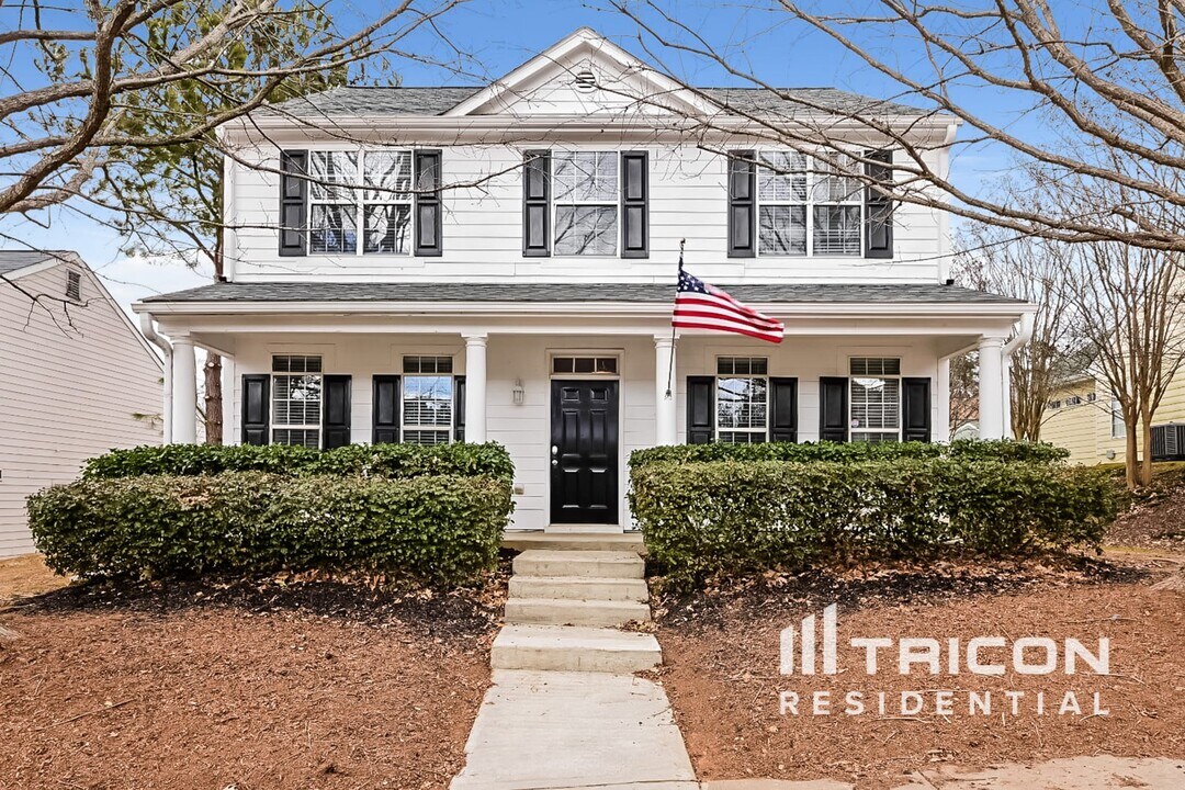 606 Brookwater Dr in Stockbridge, GA - Building Photo