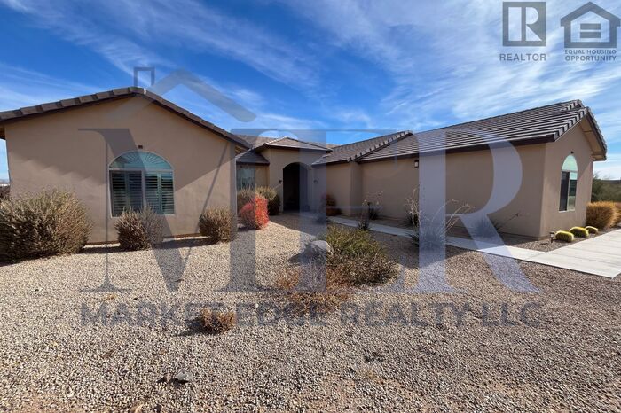 14238 E Morning Vista Ln in Scottsdale, AZ - Foto de edificio