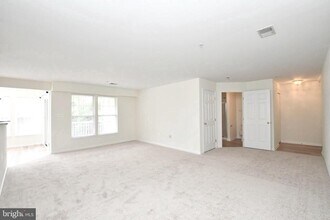 7514 Snowpea Ct in Alexandria, VA - Building Photo - Building Photo
