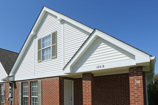 Vaughan Village Apartments in Elizabethtown, KY - Building Photo - Building Photo