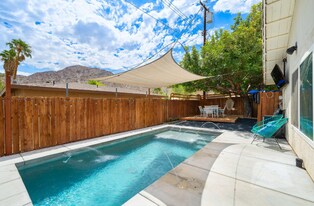 77600 Calle Temecula in La Quinta, CA - Building Photo