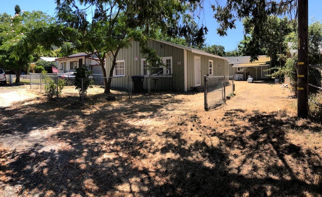 6329 10th Ave in Lucerne, CA - Building Photo - Building Photo