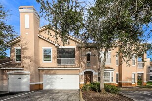 17980 Villa Creek Dr in Tampa, FL - Building Photo