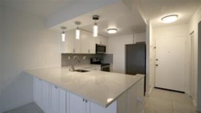 550 Bayshore Dr, Unit 104 in Fort Lauderdale, FL - Building Photo - Building Photo