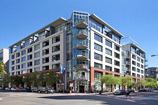 1050 Island Ave in San Diego, CA - Building Photo