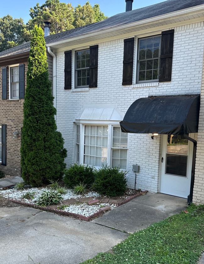 2933 Riverwood Ter in Birmingham, AL - Building Photo - Building Photo