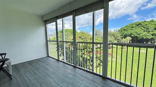 2650 S Course Dr in Pompano Beach, FL - Building Photo - Building Photo