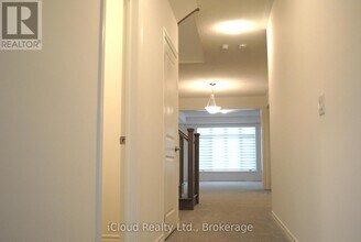 22 Sassafras Rd in Springwater, ON - Building Photo - Building Photo