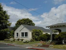262 12th St in Arcata, CA - Building Photo