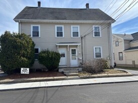 6 Border St, Unit #6 in Woburn, MA - Building Photo