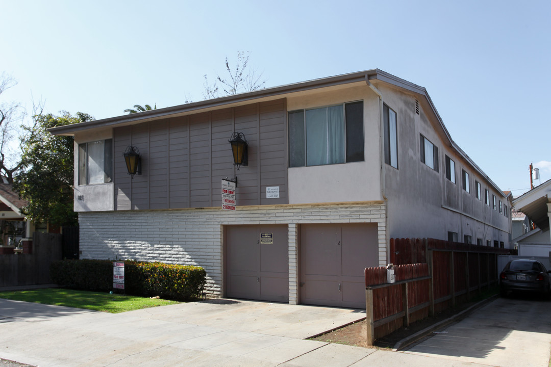 815 GLADYS Ave in Long Beach, CA - Foto de edificio