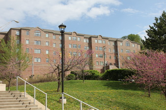 Mountaineer Place Apartments in Morgantown, WV - Building Photo