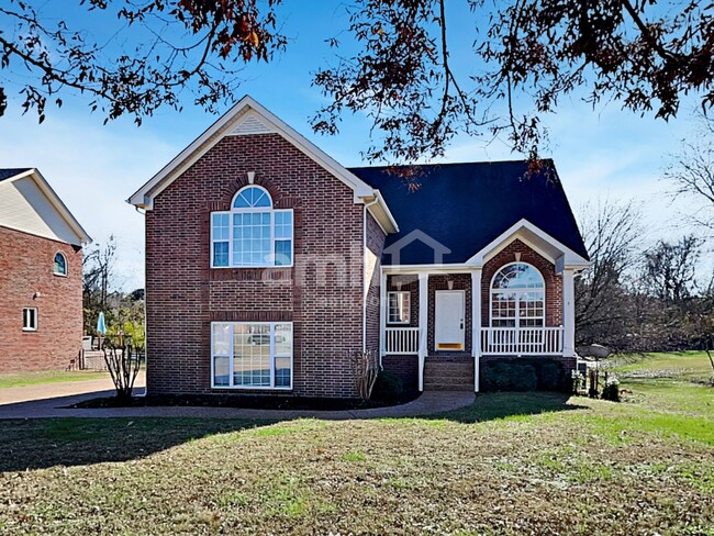 property at 112 Settlers Way