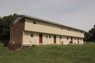 Nicely Redone 4plex in Louisville TN in Louisville, TN - Building Photo - Other