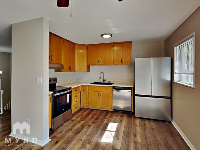 2911 N Gresham Rd in Columbus, OH - Building Photo - Building Photo