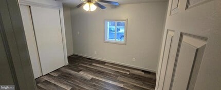 1040 Chestnut Rd in Orwigsburg, PA - Building Photo - Building Photo