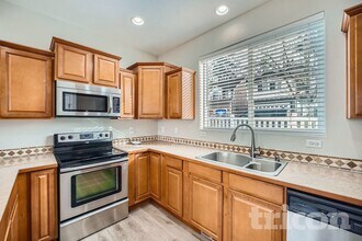 2514 Chateau Dr in Puyallup, WA - Building Photo - Building Photo