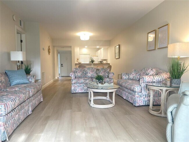 796 Bird Bay Way in Venice, FL - Building Photo - Building Photo