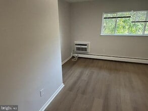 2032 Maple Ave in Haddon Heights, NJ - Building Photo - Building Photo